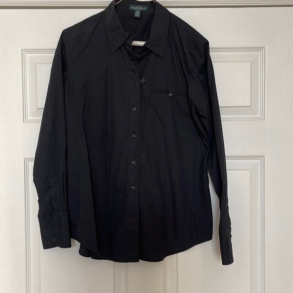 Black shirt